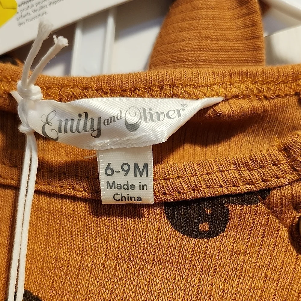 Emily and Oliver Baby Outfit with Headband - Picture 2 of 7